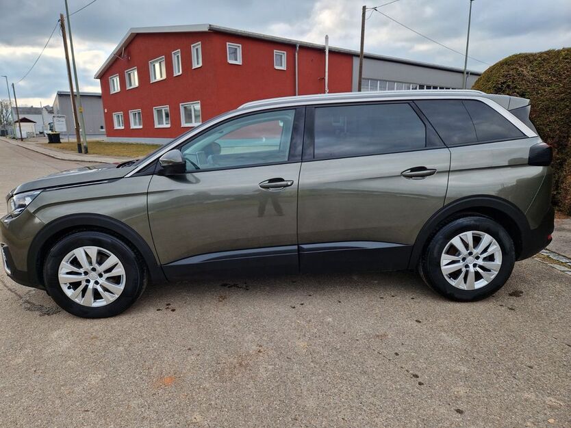 Peugeot 5008 181.083 km 14.790 € Welden 86465
