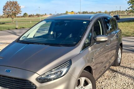 Ford S-Max 83.200 km 14.799 &euro; Augsburg 86154