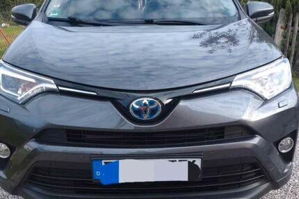 Toyota RAV 4 70.000 km 21.800 € Odelzhausen 85235