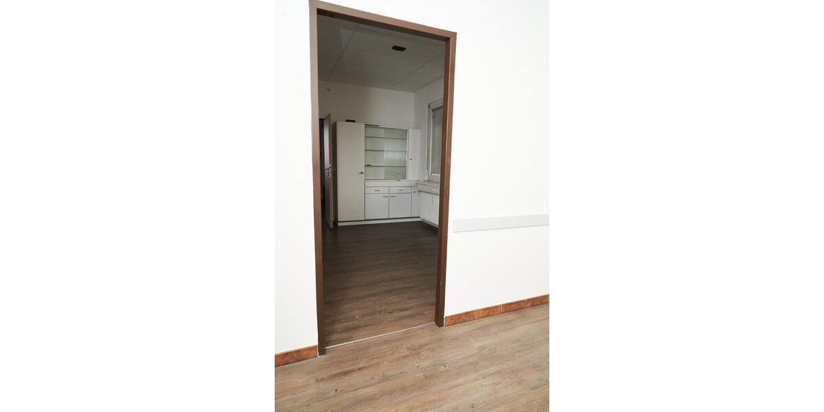 Gewerbeobjekt Augsburg Haunstetten-Siebenbrunn - 1.100&euro; | Angebot:25810901