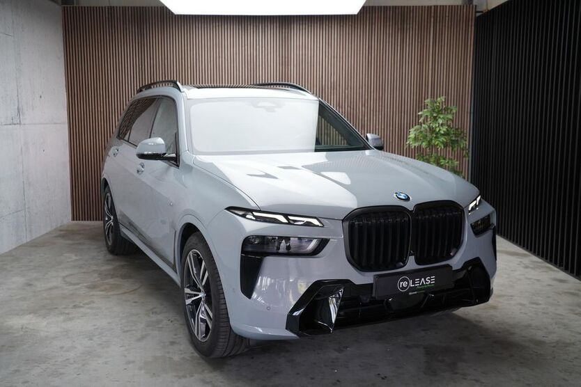 BMW X7 9.500 km 104.455 € Königsbrunn 86343