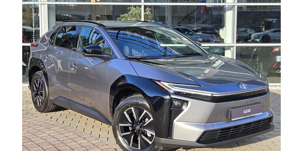 Toyota bZ4X 4.800 km 37.690 &euro; Stadtbergen 86391