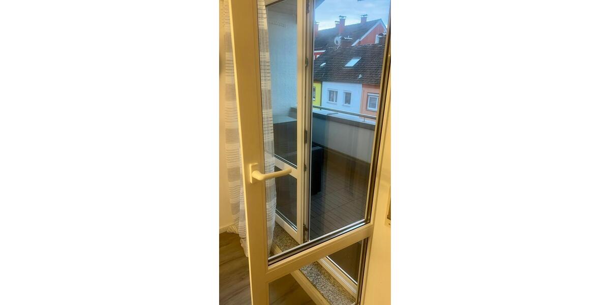 Dachgeschoßwohnung Augsburg Haunstetten-Siebenbrunn - 2 Zimmer, 58 m&sup2;, 1.080&euro; | Angebot:24432664