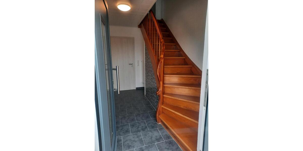 Dachgeschoßwohnung Buttenwiesen - 3 Zimmer, 61 m&sup2;, 930&euro; | Angebot:26580914