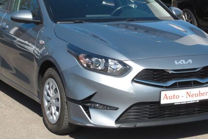 Kia ceed Sportswagon 54.000 km 14.950 &euro; Stadtbergen 86391