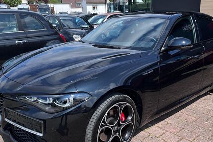 Alfa Romeo Giulia 25.300 km 41.890 &euro; Diedorf / Augsburg 86420