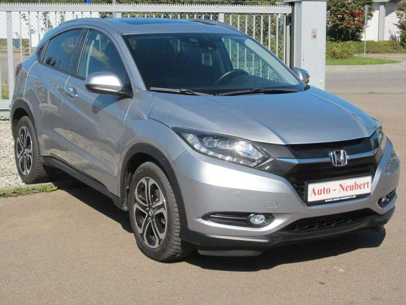 HR-V