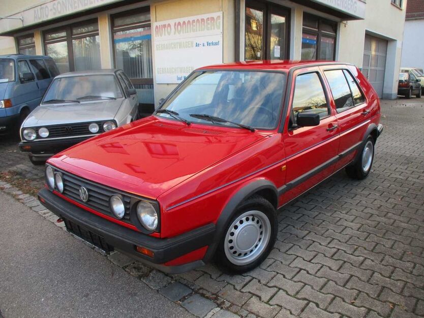 VW Golf 133.200 km 8.990 € Augsburg 86167