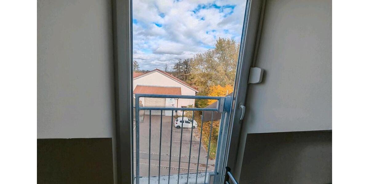 Dachgeschoßwohnung Gachenbach - 4 Zimmer, 107 m&sup2;, 1.200&euro; | Angebot:26263122