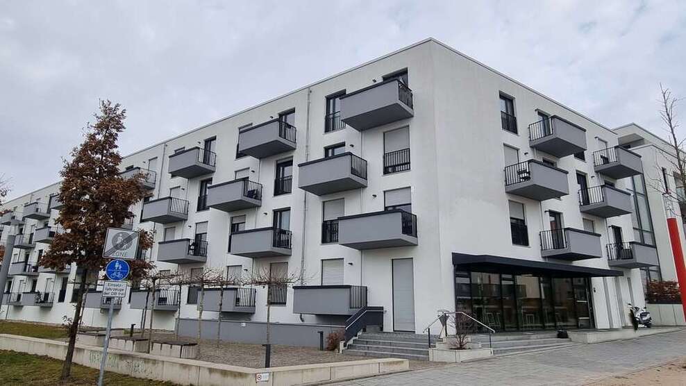Wohnung zum Mieten in Augsburg 450 € 24.55 m²