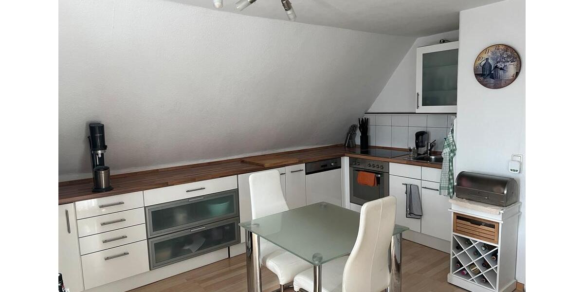 Von Privat 2-Zimmer-Dachgeschosswohnung in Augsburg-Haunstetten 2 zimmer