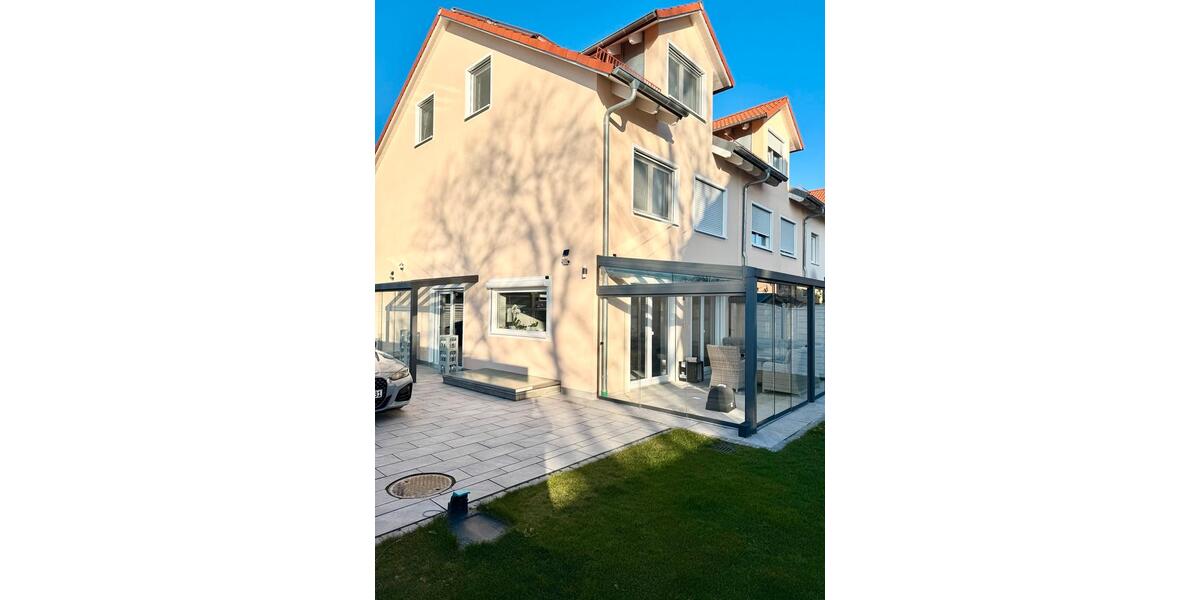 Reihenhaus Königsbrunn - 6 Zimmer, 148 m&sup2;, 750.000&euro; | Angebot:26864401