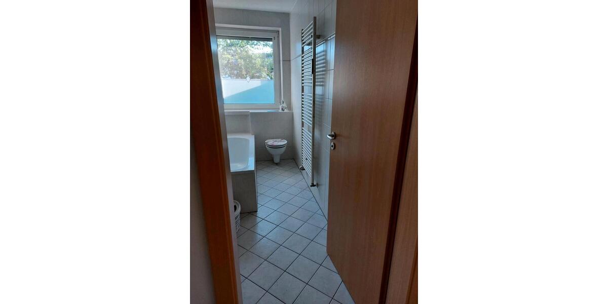 Hochparterre Königsbrunn - 3 Zimmer, 79 m&sup2;, 320.000&euro; | Angebot:26995667