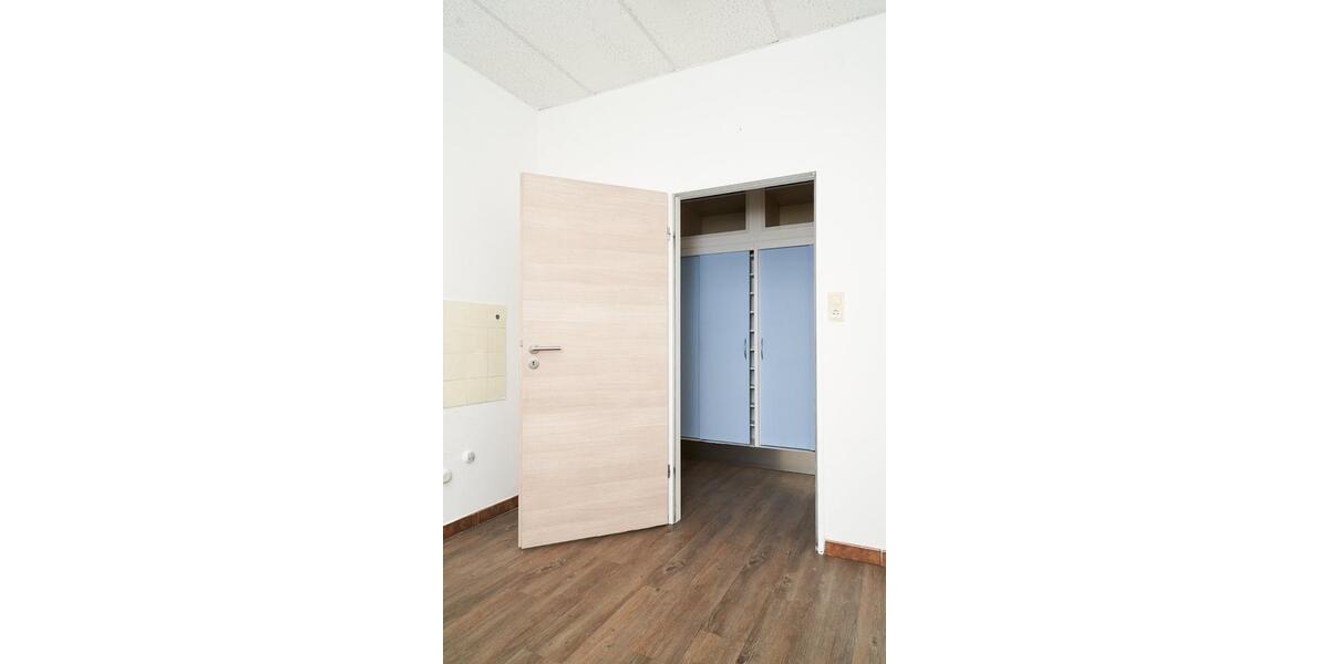 Gewerbeobjekt Augsburg Haunstetten-Siebenbrunn - 1.100&euro; | Angebot:25810901