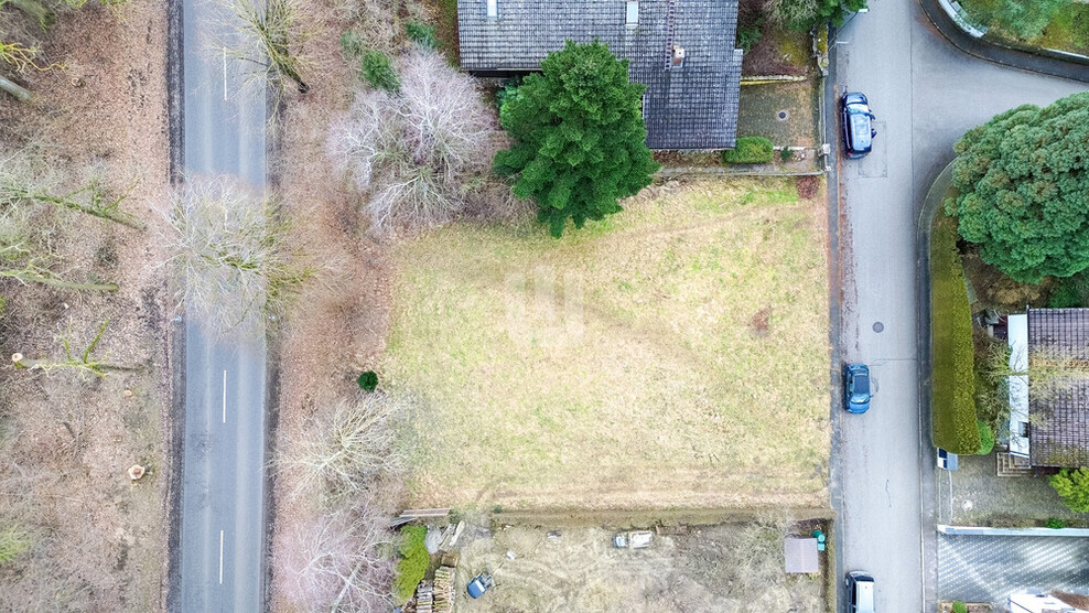 WINDISCH IMMOBILIEN: Gut geschnittenes und sonniges Baugrundstück in ländlicher Idylle zimmer