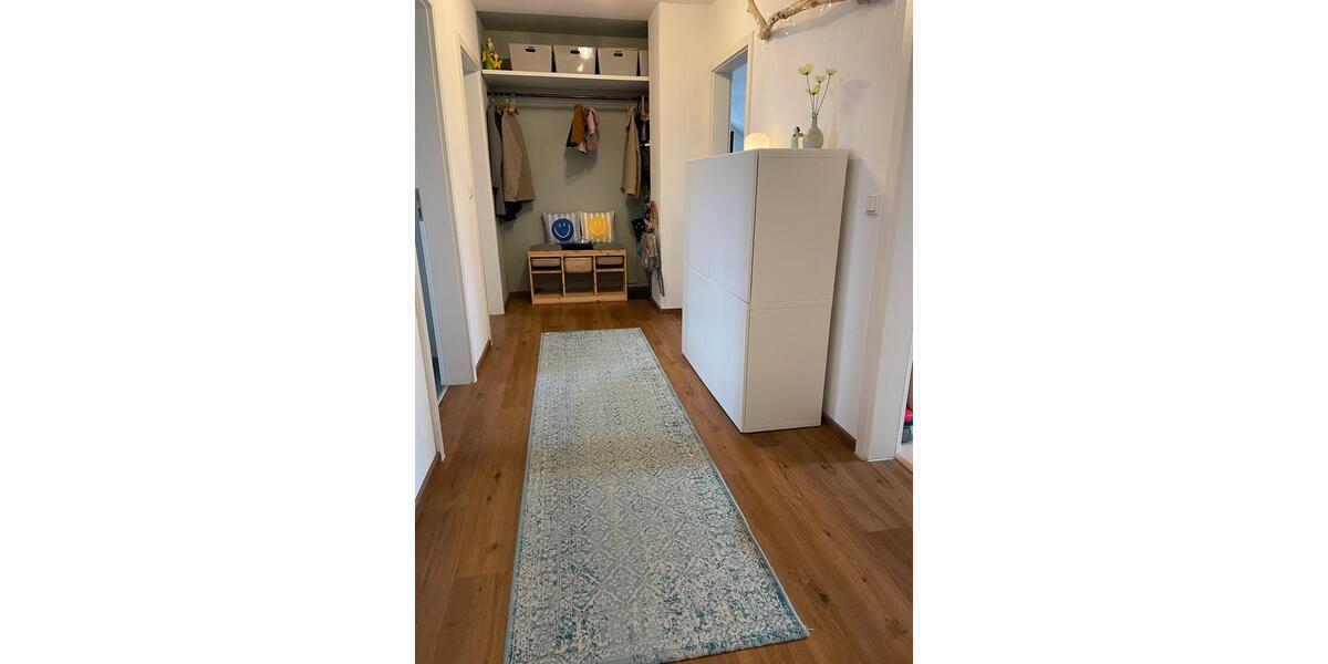 Dachgeschoßwohnung Langweid am Lech - 4 Zimmer, 100 m&sup2;, 385.000&euro; | Angebot:24984713