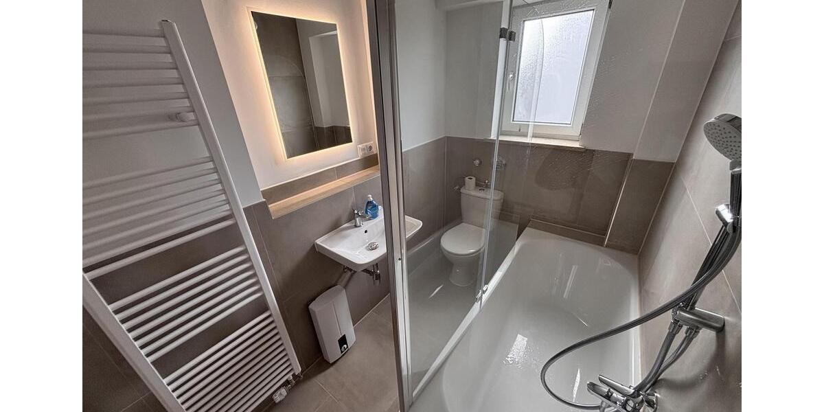 Dachgeschoßwohnung Stadtbergen - 3 Zimmer, 61 m&sup2;, 1.290&euro; | Angebot:25309256