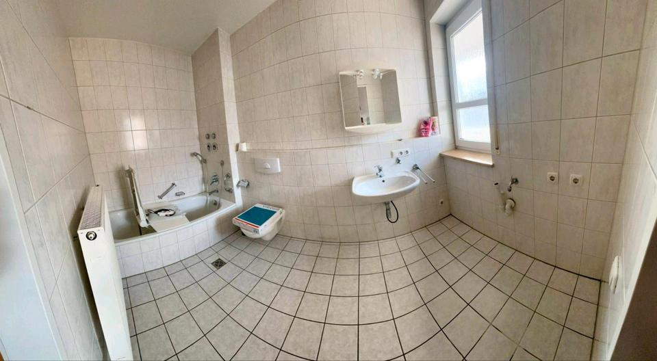 Etagenwohnung Augsburg Bergheim - 2 Zimmer, 55 m&sup2;, 1.000&euro; | Angebot:25350094