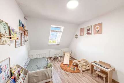 Haus Augsburg Lechhausen - 4 Zimmer, 98 m&sup2;, 499.500&euro; | Angebot:27030602