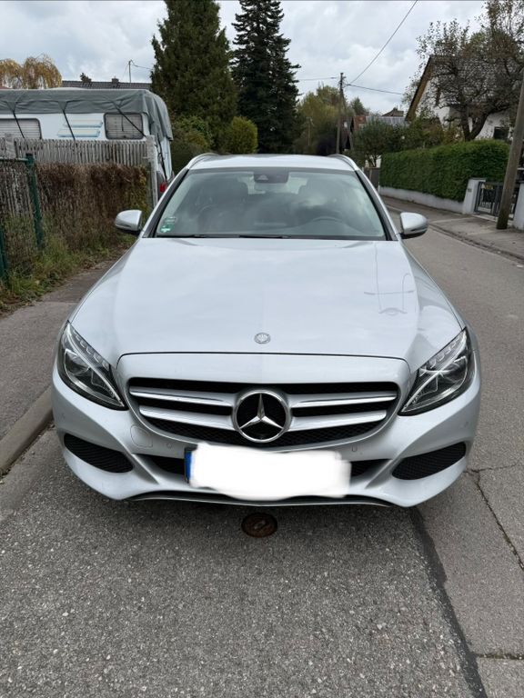 Mercedes-Benz C 200 145.000 km 17.000 € Maisach 82216