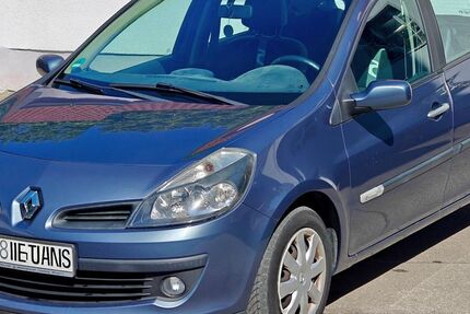 Renault Clio 158.000 km 1.000 &euro; Augsburg 86154