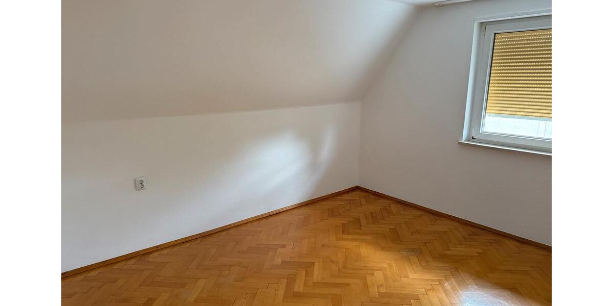 Etagenwohnung Augsburg Hochzoll - 2 Zimmer, 64 m&sup2;, 890&euro; | Angebot:26678780
