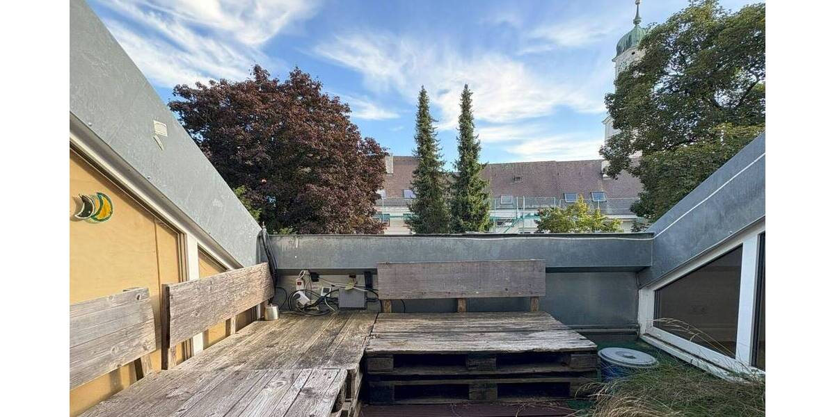 Jetzt oder nie: 3 Zimmer DG Wohnung in Augsburg Göggingen mit Dachterrasse und Garage 3 zimmer