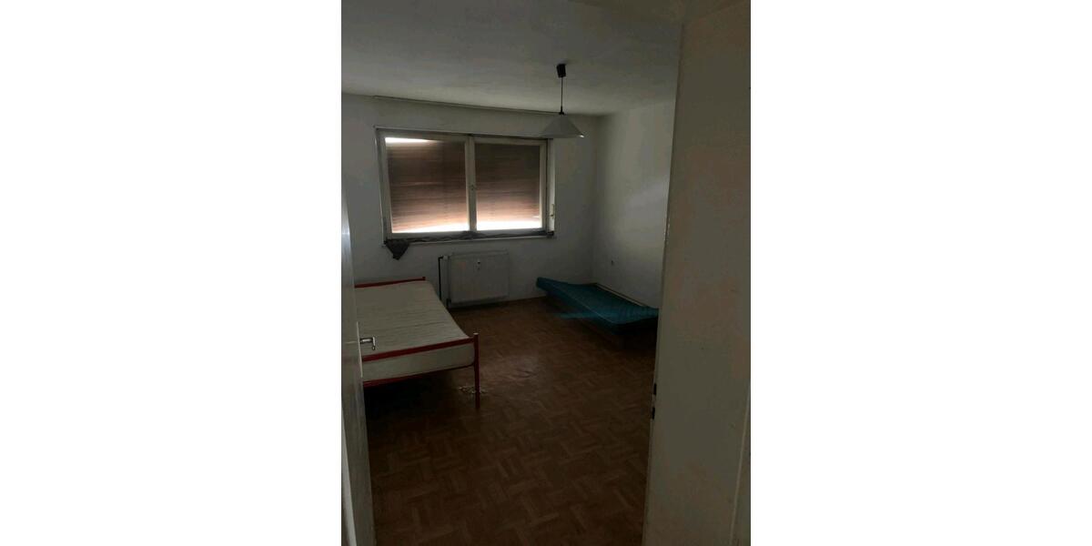 Etagenwohnung Augsburg Lechhausen - 3 Zimmer, 75 m&sup2;, 200.000&euro; | Angebot:27063773