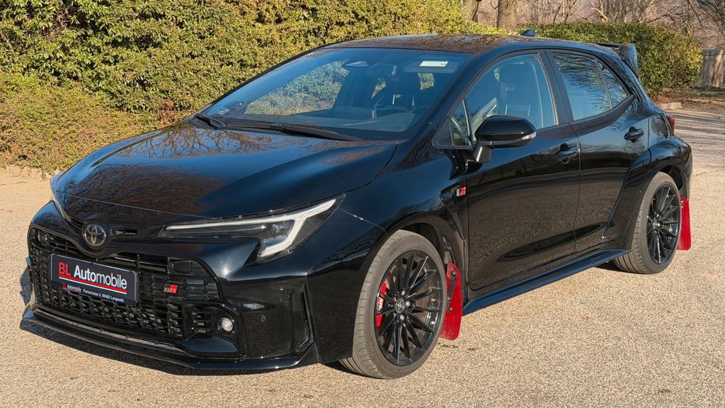 Toyota Corolla 15.000 km 49.990 &euro; Langweid 86462