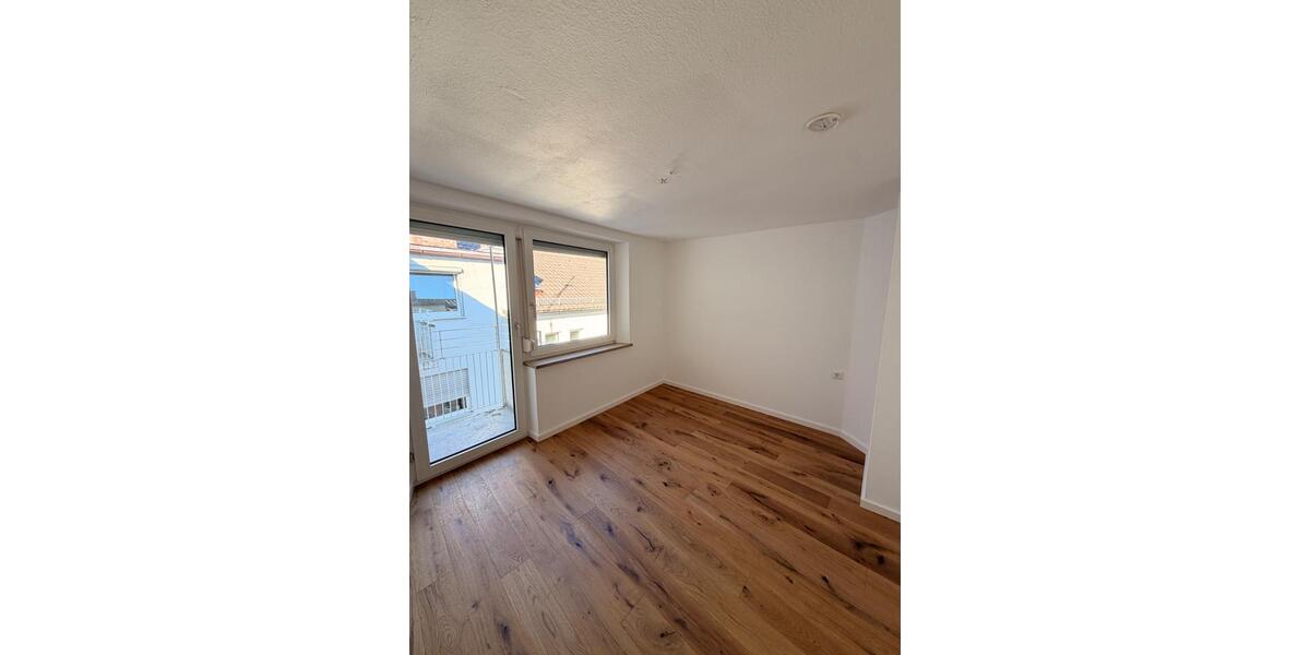 Dachgeschoßwohnung Augsburg - 2 Zimmer, 59 m&sup2;, 325.000&euro; | Angebot:27605483