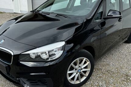 BMW 218 285.000 km 5.200 &euro; Merching 86504