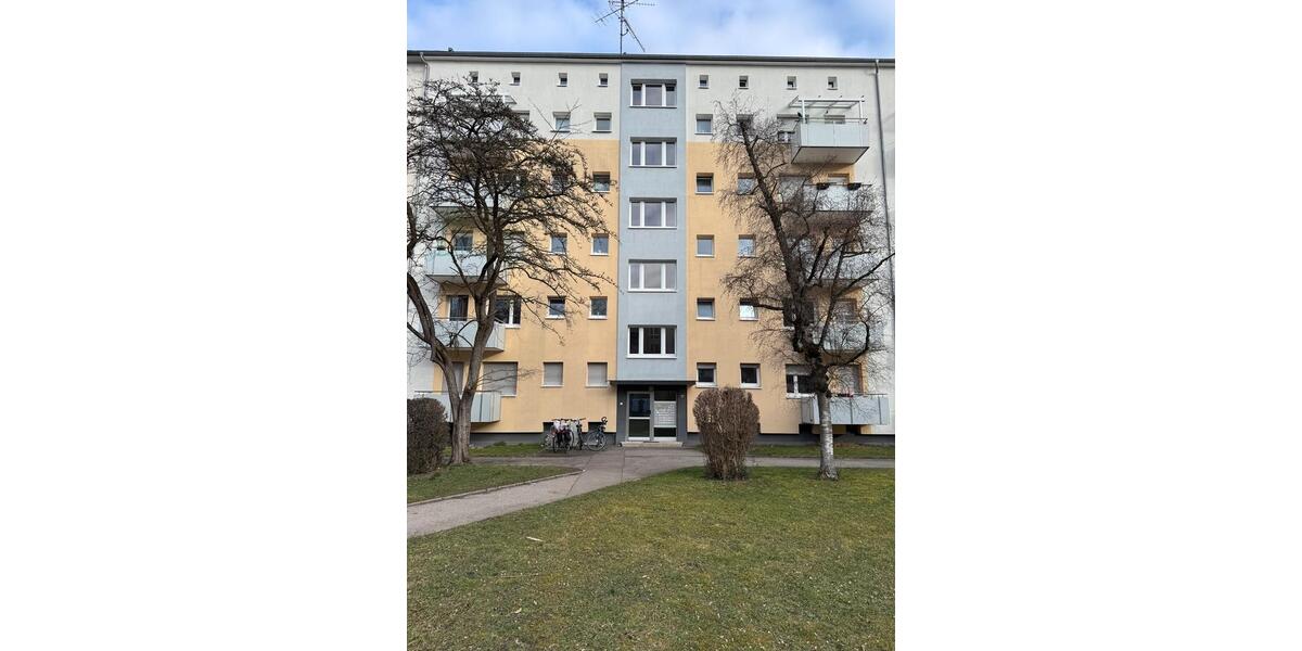 Etagenwohnung Augsburg Haunstetten-Siebenbrunn - 1 Zimmer, 40 m&sup2;, 615&euro; | Angebot:25379396