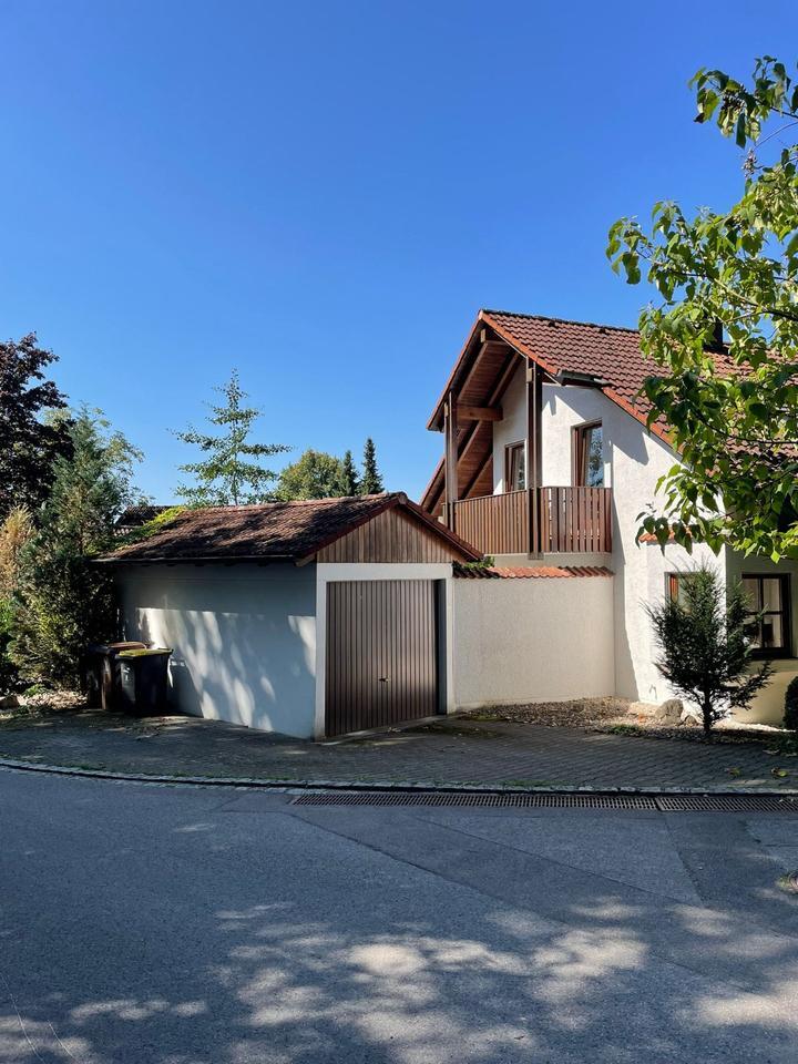 Gepflegtes Haus in exklusiver Hanglage von Aystetten