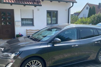 Ford Focus 87.000 km 15.990 € Altomünster 85250