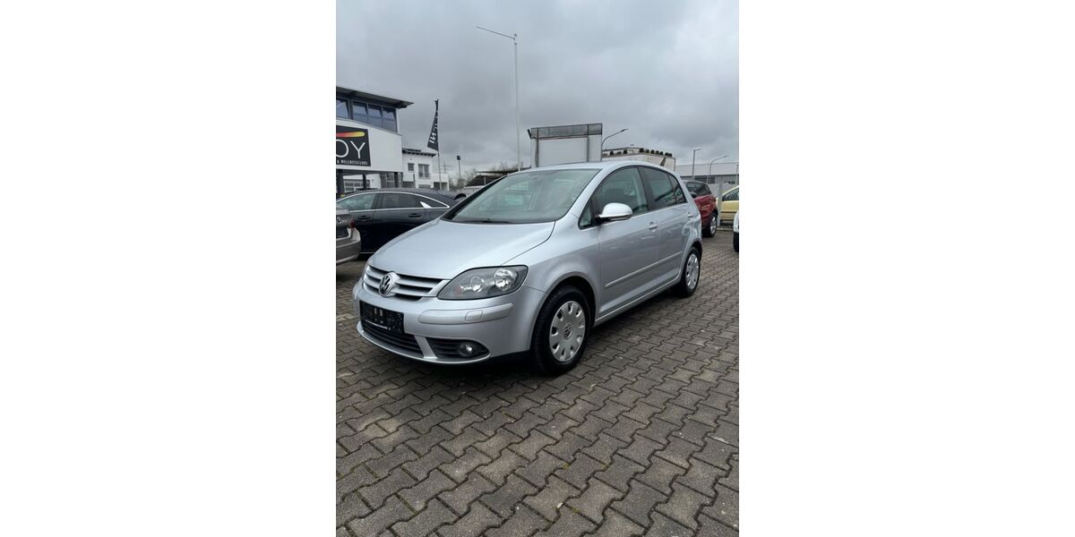 VW Golf 151.000 km 3.790 &euro; Königsbrunn 86343