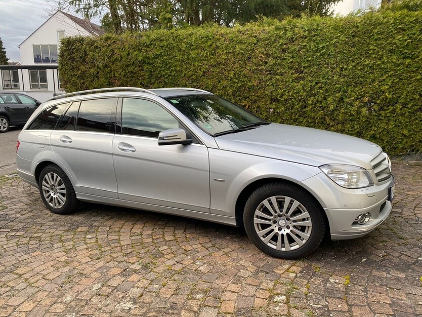 Mercedes-Benz C220 238.900 km 6.400 € Augsburg 86150