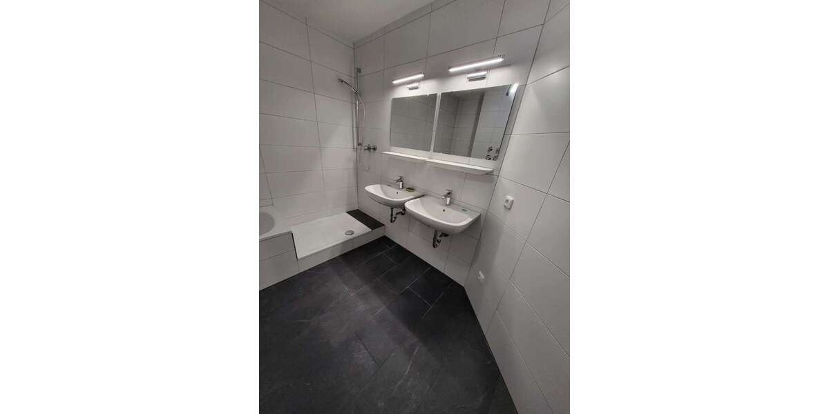 Etagenwohnung Bobingen - 3 Zimmer, 90 m&sup2;, 1.120&euro; | Angebot:26658937