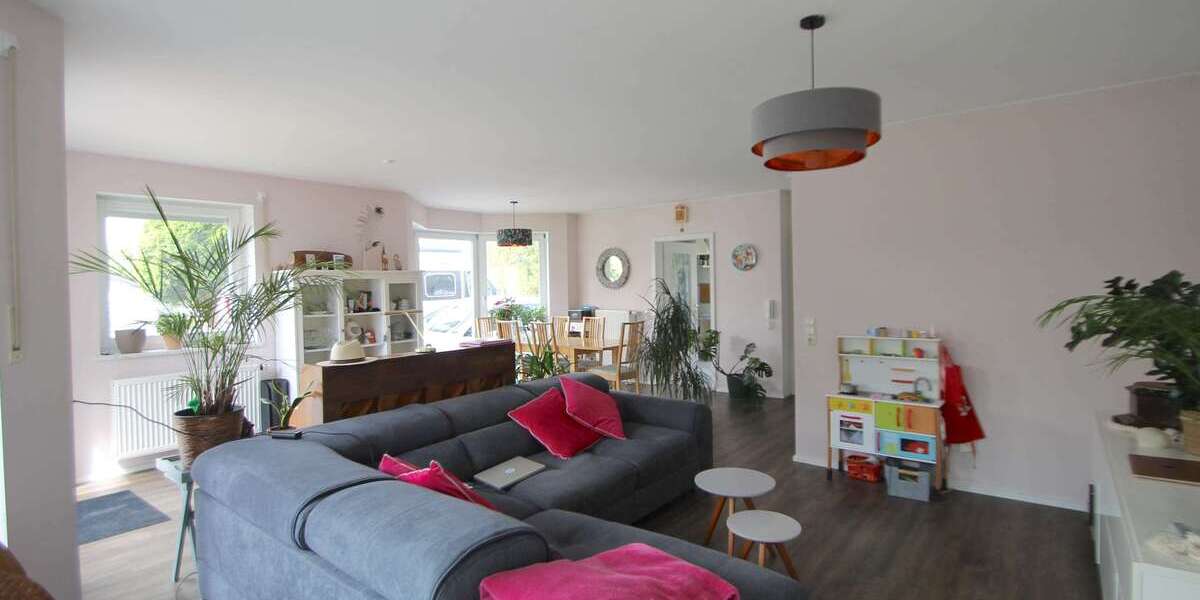 Einfamilienhaus Aystetten - 5 Zimmer, 150 m&sup2;, 2.100&euro; | Angebot:26963909