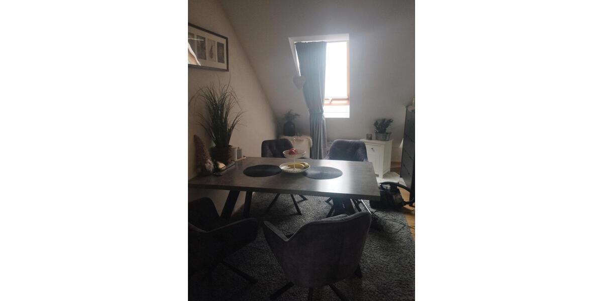 Dachgeschoßwohnung Aichach - 2 Zimmer, 51 m&sup2;, 830&euro; | Angebot:26480055