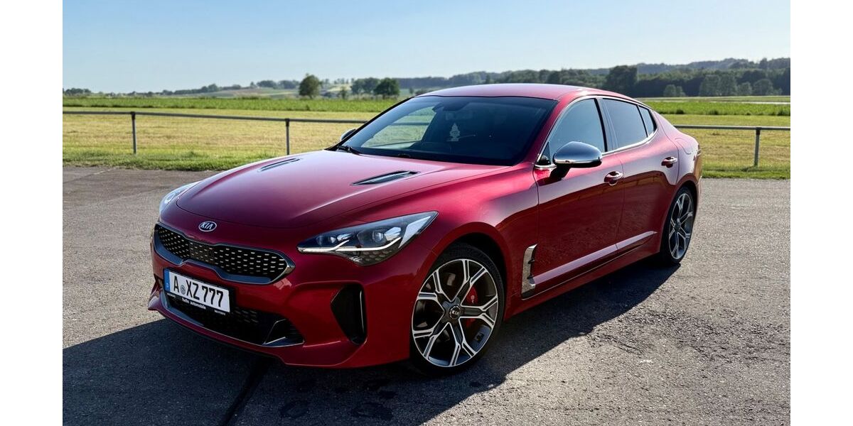 Kia Stinger 111.000 km 24.800 &euro; Affing 86444