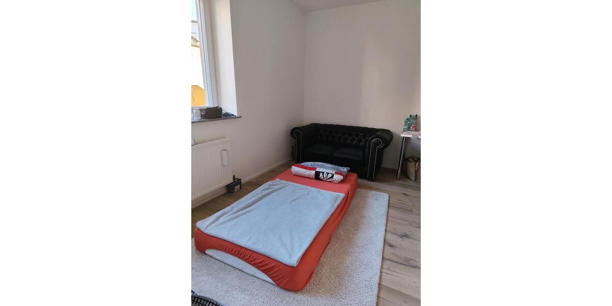 Etagenwohnung Augsburg Pfersee - 25 Zimmer, 126 m&sup2;, 700&euro; | Angebot:26429025