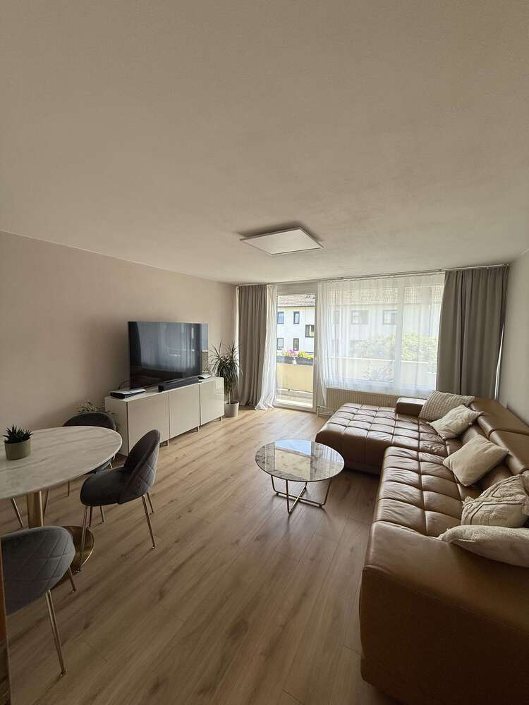 Wohnung zum Kaufen in Augsburg 264.000 € 70 m²