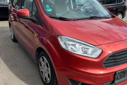 Ford Tourneo Courier 113.000 km 5.990 &euro; Klosterlechfeld 86836