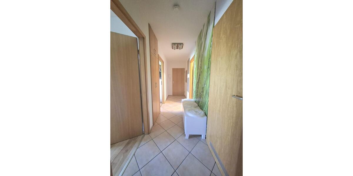 Etagenwohnung Gersthofen - 3 Zimmer, 67 m&sup2;, 310.000&euro; | Angebot:27091022