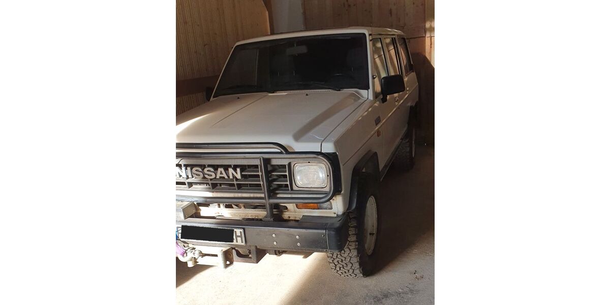 Nissan Patrol 78.000 km 17.500 € Steindorf 82297