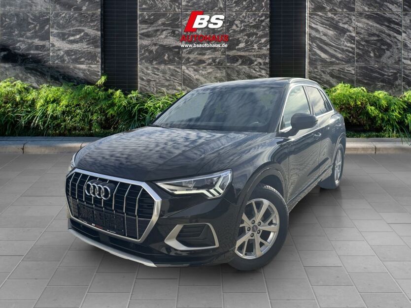 Audi Q3 101.000 km 27.990 € Friedberg 86316