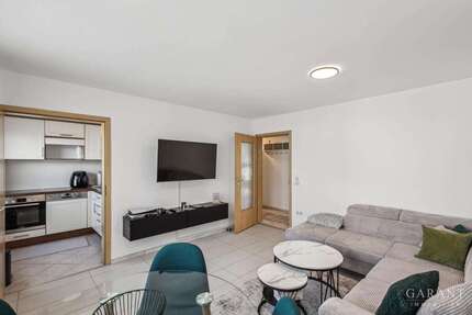 Wohnung zum Kaufen in Augsburg 240.000 € 60 m² 3 zimmer