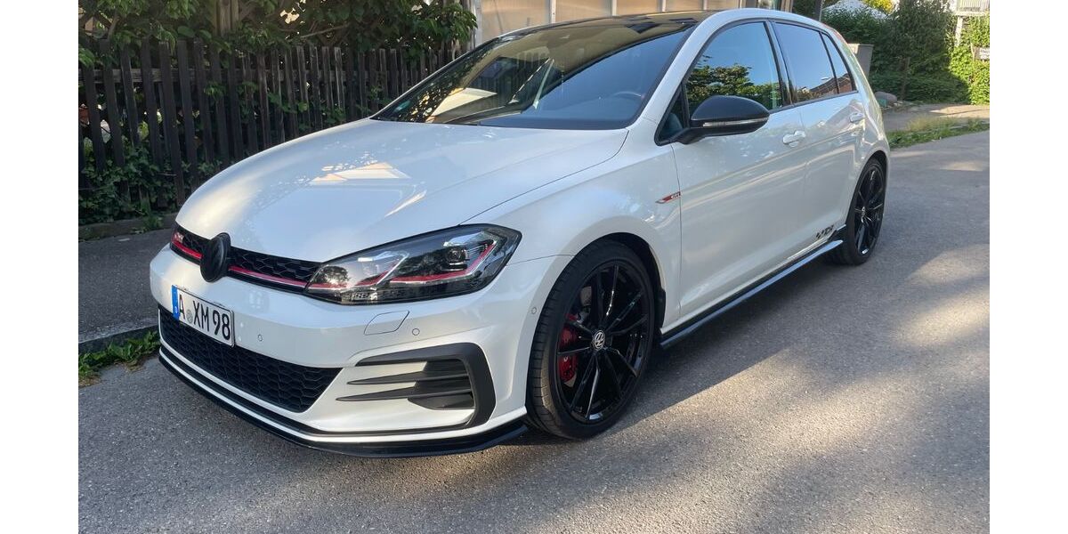 VW Golf 44.000 km 28.800 &euro; Gersthofen 86368