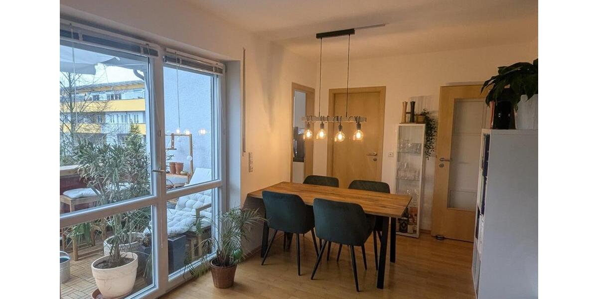Etagenwohnung Augsburg Antonsviertel - 1 Zimmer, 45 m&sup2;, 810&euro; | Angebot:25319207