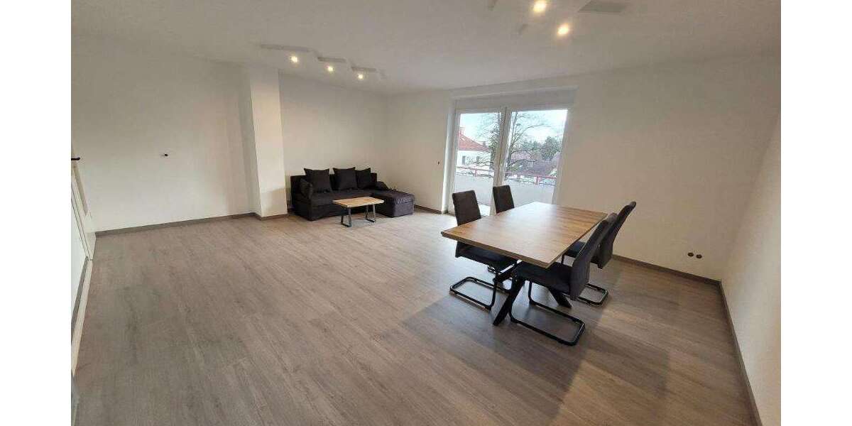 Etagenwohnung Augsburg Hochzoll - 2 Zimmer, 65 m&sup2;, 1.015&euro; | Angebot:24432578